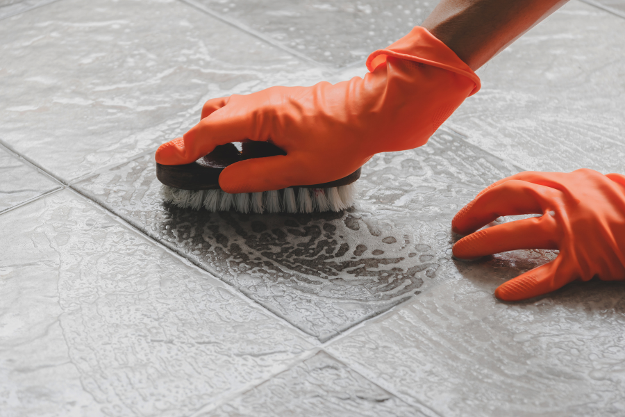 How-to-Clean-Concrete-with-White-Vinegar